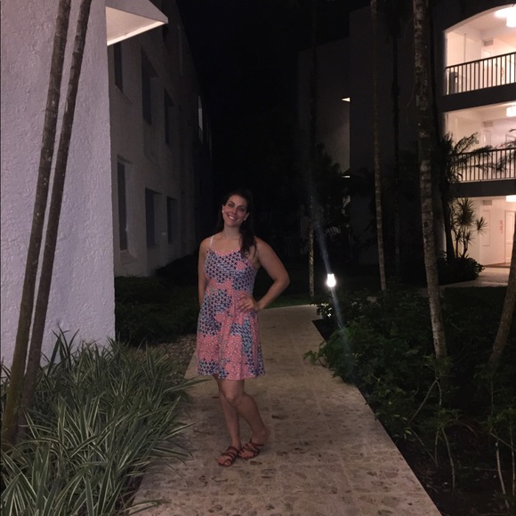 Great Quality and In Excellent Condition! - Picture 3 of 4